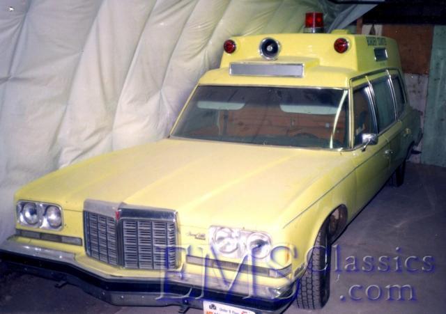 1974SuperiorPontiac,MilkRiverAB.jpg