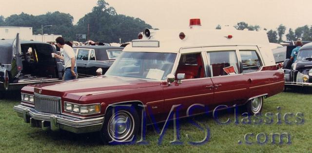 1975SuperiorCadillac,photoCaryLivingston.jpg