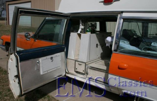 1975SuperiorCadillac,photoFredSwihart04comp.jpg