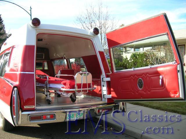 1975SuperiorCadillac44.JPG