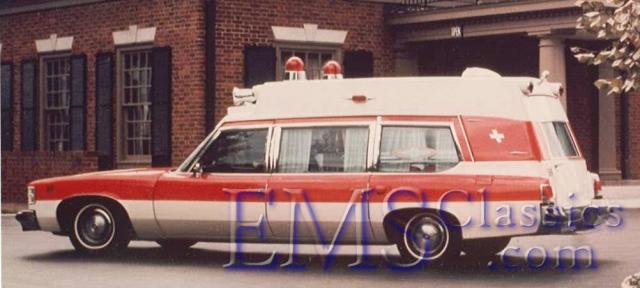 1975SuperiorPontiac,Superiorsadphoto,photoDrRogerWhite.jpg