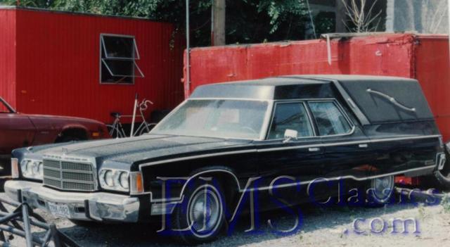1976DemersChrysler,injunkyard,photoWaltMcCall.jpg