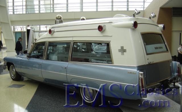 1976MillerMeteorCadillac,MedStar,ClintonTwpMI03,photoJohnRaboldcomp.JPG