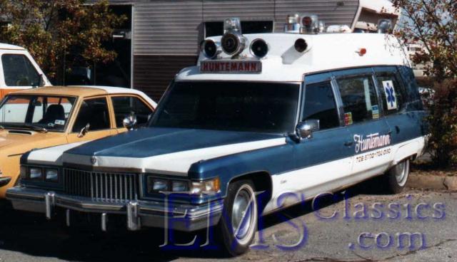 1976SuperiorCadillac,Crains,Sales,MariettaGA,Mastercardinwindow,photoTerryLange.jpg
