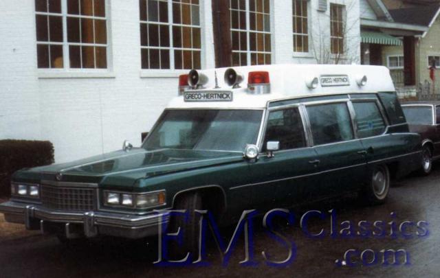1976SuperiorCadillac,WeirtonWV,CWCoachSales,photoTerryLange.jpg