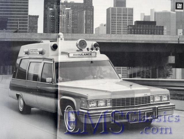 1976SuperiorCadillacroofwithairbushed77front,photoEmergencyMedicalServicescomp.jpg