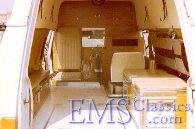 1977SuperiorCadillac,Newman,MobileAL05,uniquesquadbenchconfiguration,photoDrRogerWhite.jpg