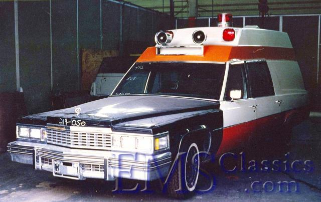 1977SuperiorCadillac08,firstproductioncar,photoDrRogerWhite.jpg