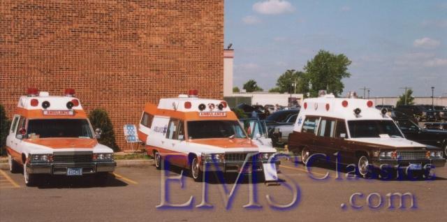 19791977SuperiorCadillac,last1978MillerMeteorCadillac,OmahaNE,photoDrDavidRichards.jpg