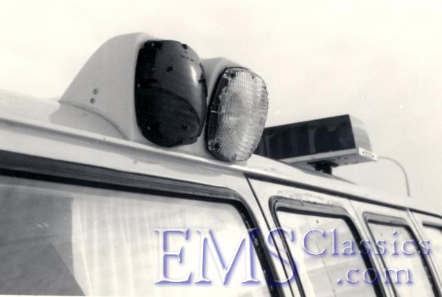 1979sideflashfloodlightbezel.jpg