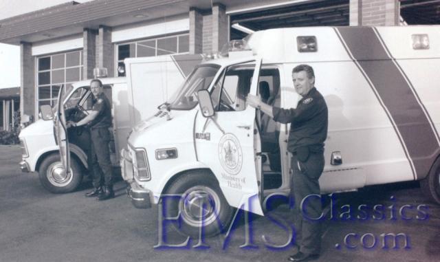 1980sBCGovtShopDodges,LesNordenKenClark,phPeteAspinall.jpg