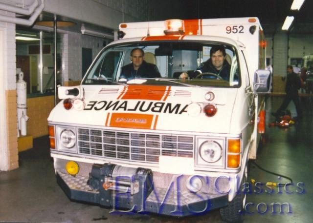 1983BCGovtShopDodge,phPeteAspinall.jpg