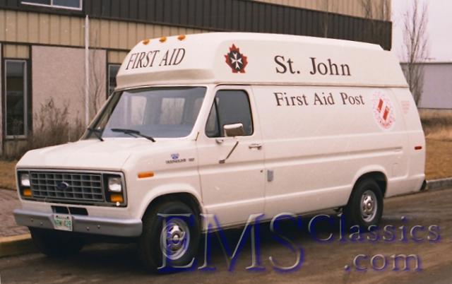 1983Ford01,notpermittedtoputAMBULANCEonvan,StJohnAmbulance,SaskatoonSK.jpg