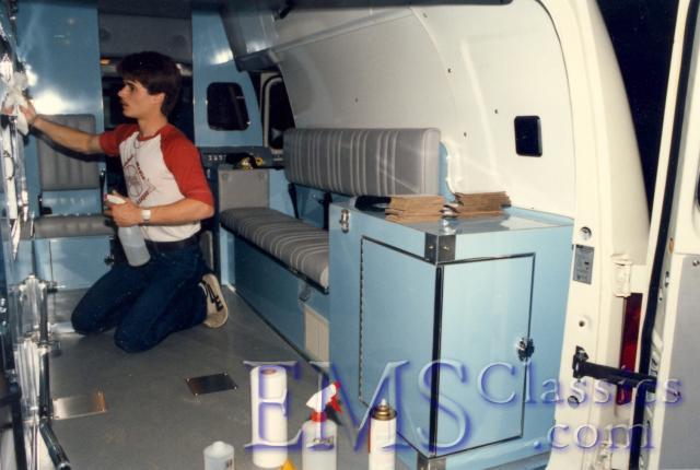 198600881A.jpg