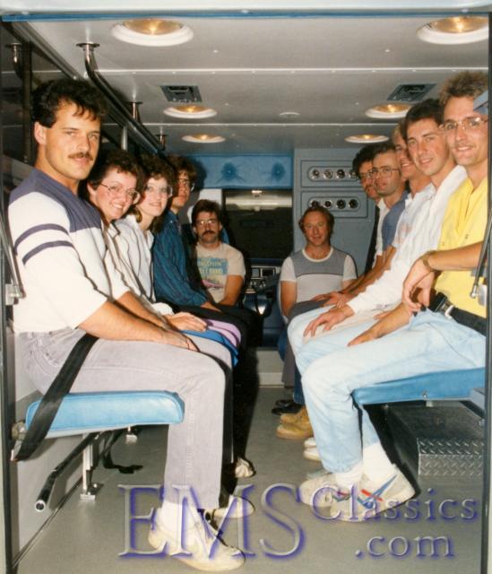 1987FSTseat03.jpg
