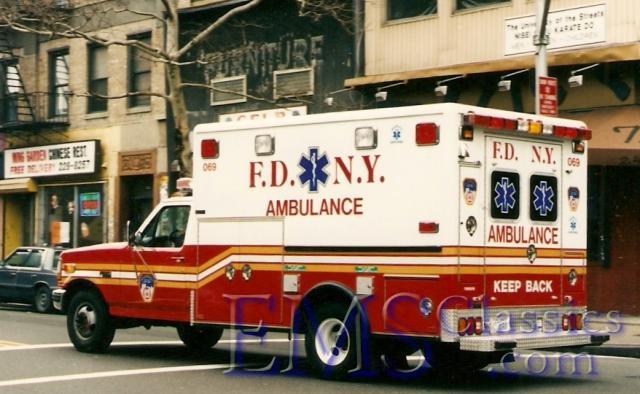 1990sFord,NewYork02photoNealKemp.jpg