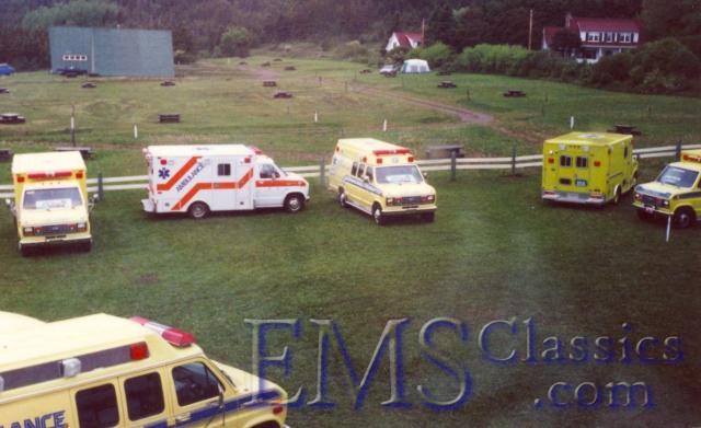 1991BNQConference,bottomleftCrestlineFordbeingshownbyDemers.jpg