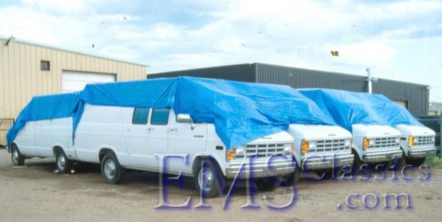 199201868ADNDcontractwaitingforfiberglassroofs.jpg