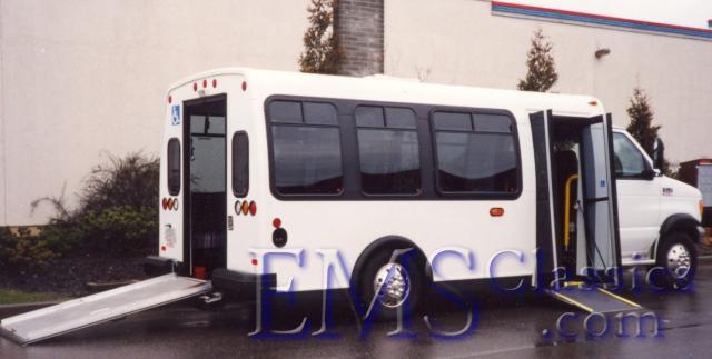 1994Ford94365.jpg