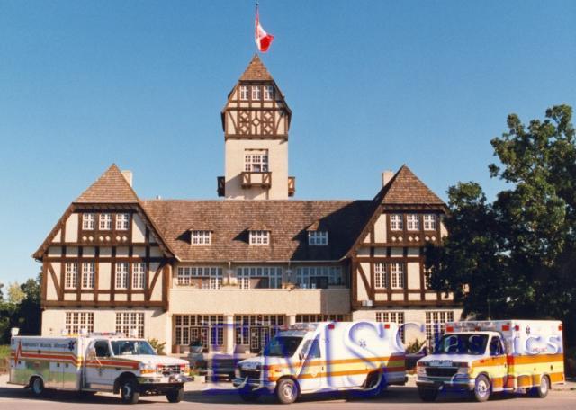 1995CrestlineFords01,WinnipegMBcompressed.jpg