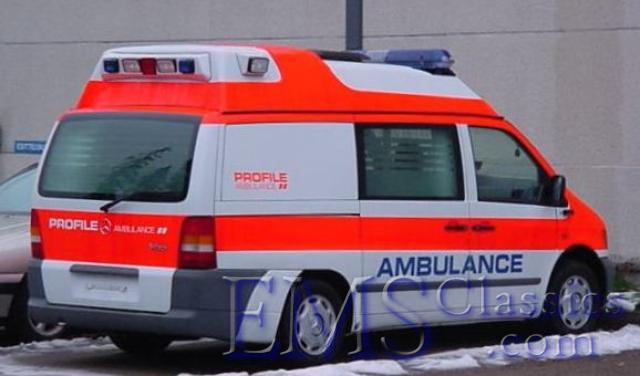 2000ProfileMercedes.JPG