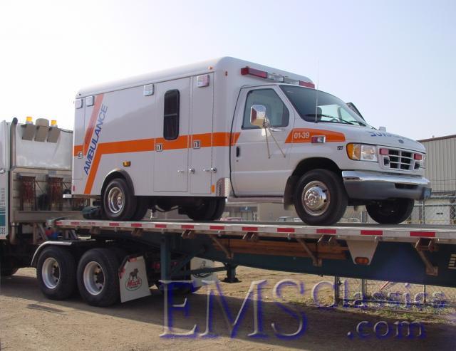 200104OntarioMinistryofHealth,TorontoON.JPG