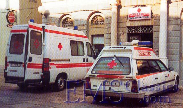 2002CitroenRelay1990sCitroenCX,Croatia,photoNA.jpg
