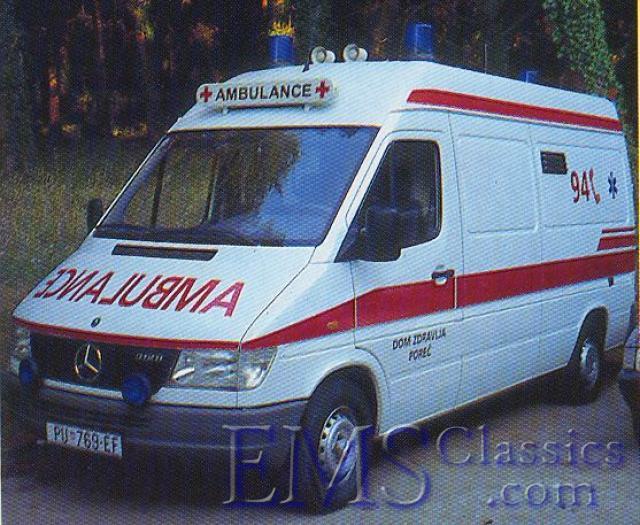 2002Croatia02,photoNAx.jpg
