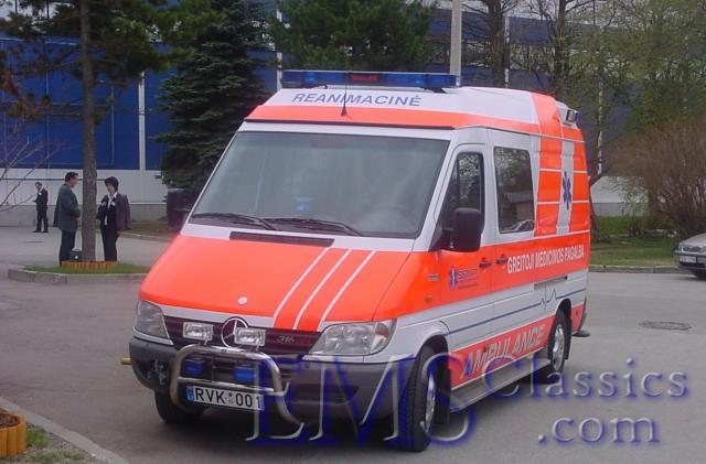 2003Mercedes01.JPG
