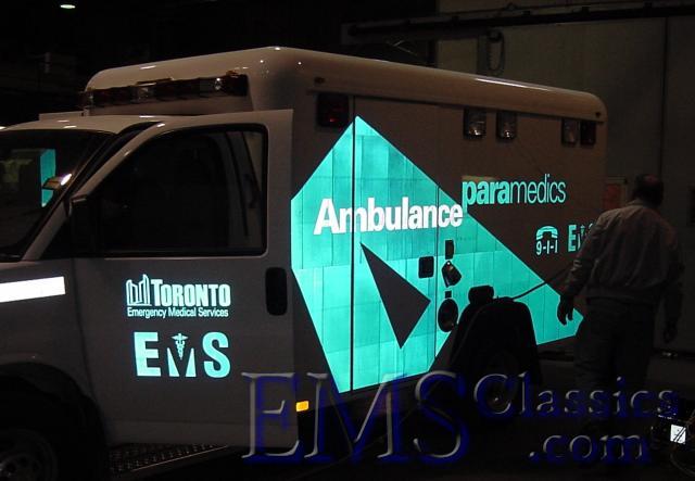 2003Torontodecalreflectivitytest.JPG