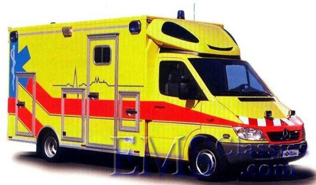2005MiesenMercedes,photoRettungsdienstJournal.jpg