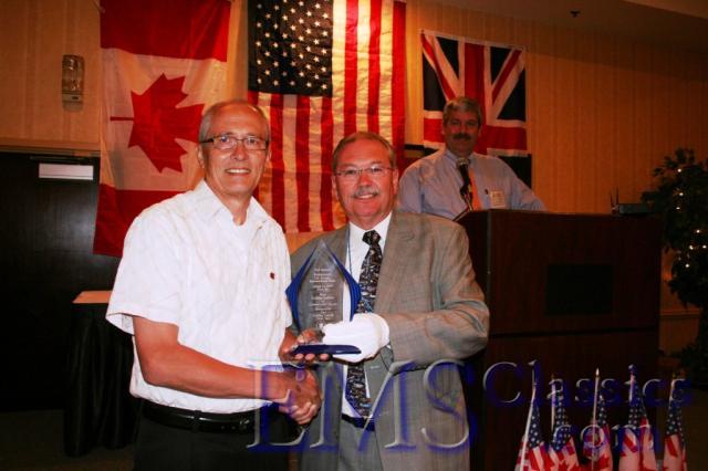 2009CadillacAward02comp.jpg