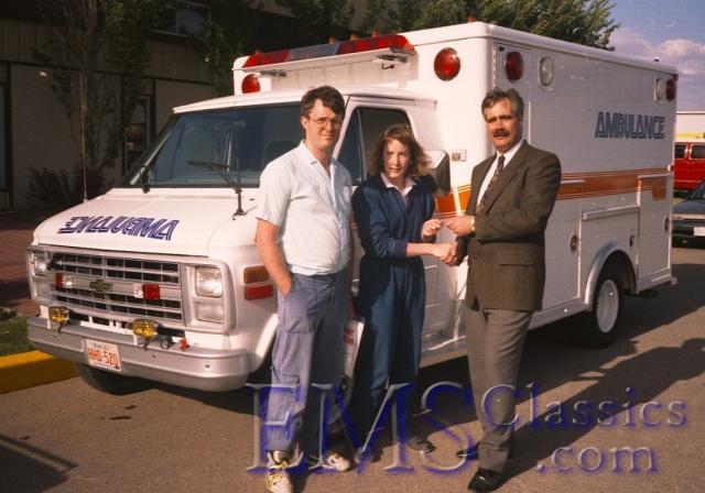 652RM011990GMwith1983YankeeBody,LacombeAB.jpg