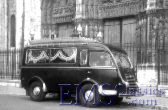 France,1950sRenault01,photoWaltMcCall.jpg
