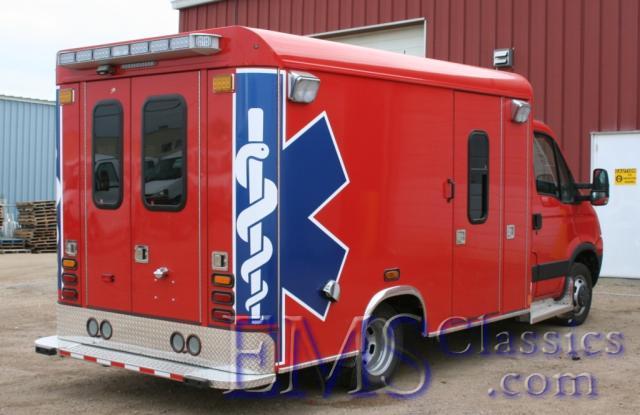 O7870022010Iveco,GenevaFDcomp.jpg