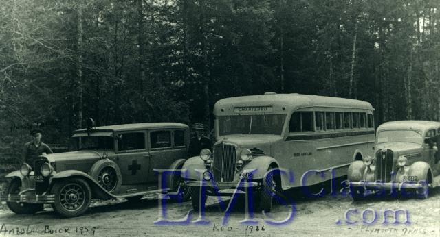 x1929BuickHarryTalbot,36ReoBertKyle,36DodgeJKyle,Duncan,phCowichanValleyMuseum.jpg