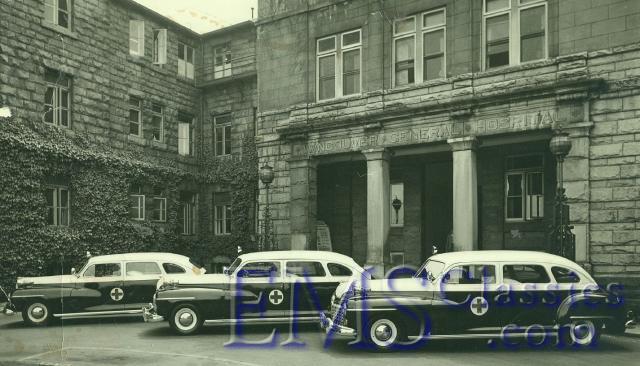 x1947Dodges,KingswayVancouverGeneral,phBHarford.jpg