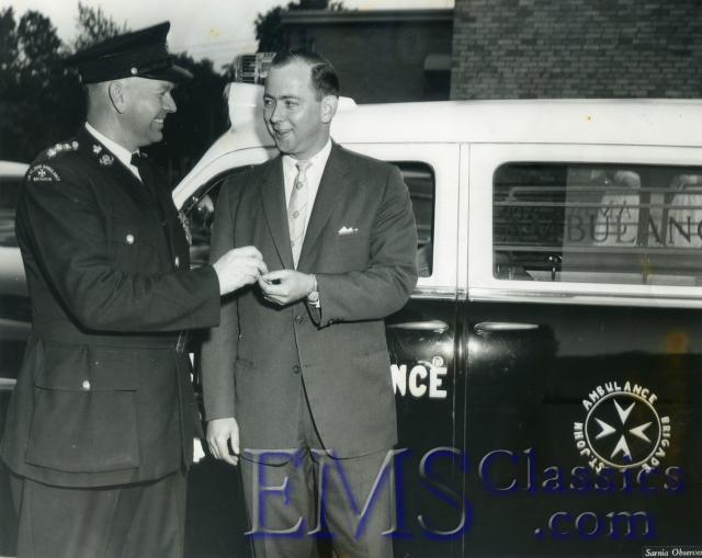x1949MeteorPontiac,RobbFHdonateToStJohn,Sarnia,phJimRobbcopy.JPG
