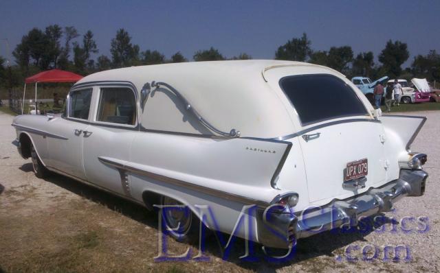 x1958EurekaCadillac,WessellFH2,PierceCityMO,phSteveLoftin.jpg