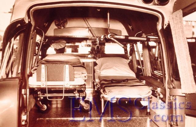 x1959SuperiorPontiac2,Victoria,phBHarford.JPG