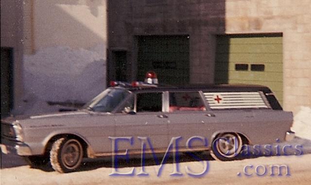 x1965Ford,BerubeFils,AlmaQC,phMartinHarvey.jpg