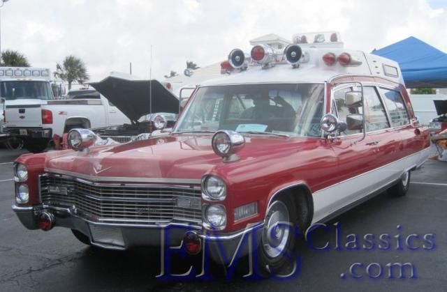 x1966SuperiorCadillac,phFrankMarasco.jpg