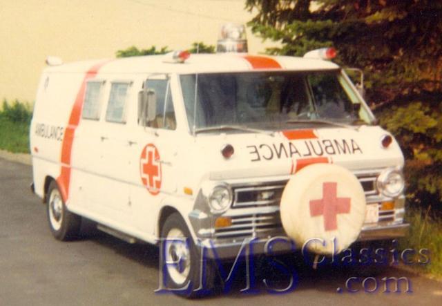 x1971UniversalFord,Courtenay,phLawrenceBurns.jpg