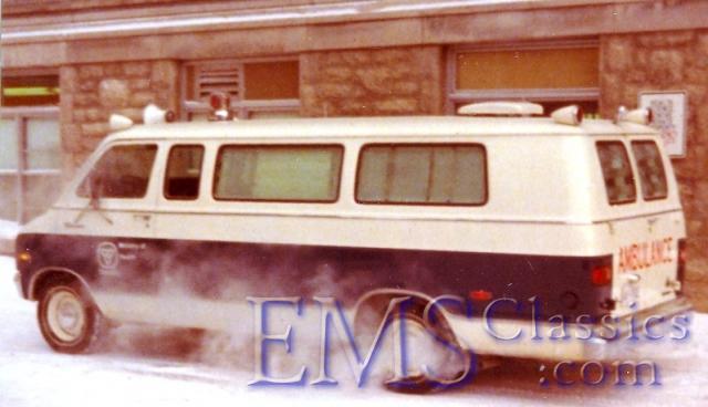 x1974StrathroyDodge,KenoraON,phStanStone.jpg