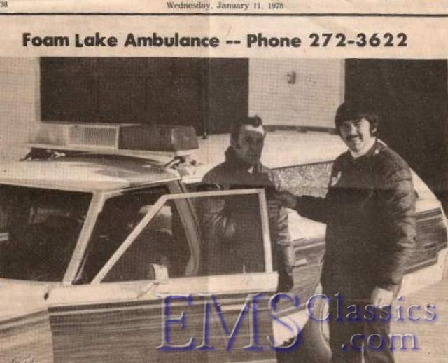 x1975Chrysler,FoamLake.jpg