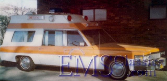 x1977SuperiorCadillac,Drumheller,phBrianSchuff.jpg
