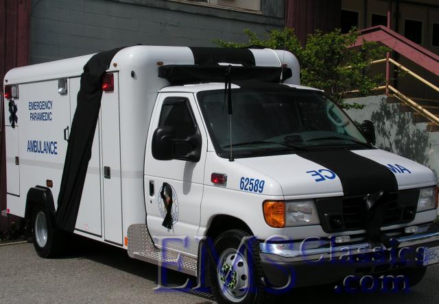 x2004CrestlineFord,Shrouded,phBHarford.jpg